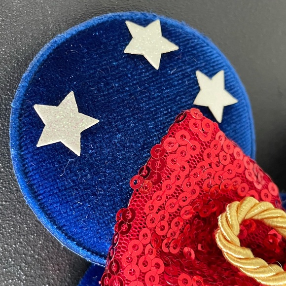 Mickey Mouse Scrunchie (Sorcerer Mickey) - Picture 5 of 6